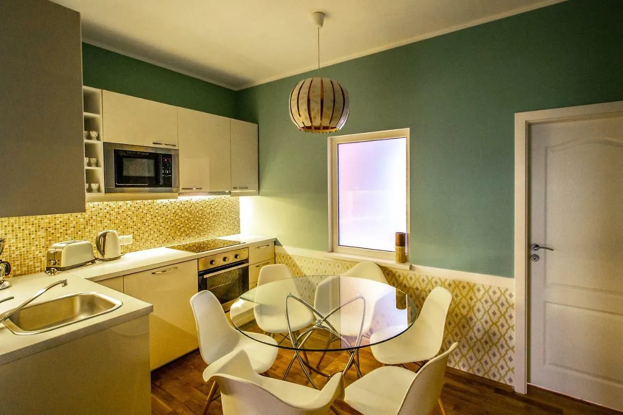 Mozaika Apartment By Ruterra Praga 0*,